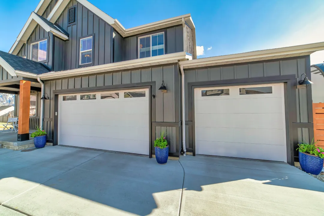 Garage Door Repairs Hills District